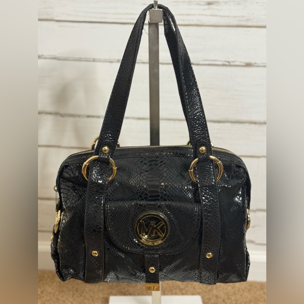🖤Michael Kors Python Handbag